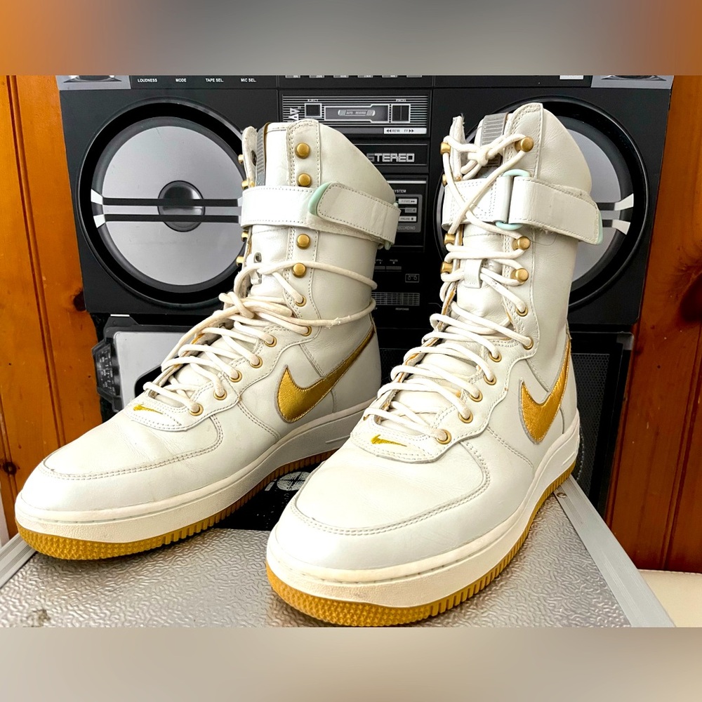 Nike Air Force 1 Sneaker Boots in White Pearl and Metallic Gold/Blue